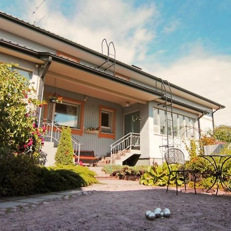 Apartment Hotel Kuukkarin Kortteeri Pori Extérieur photo