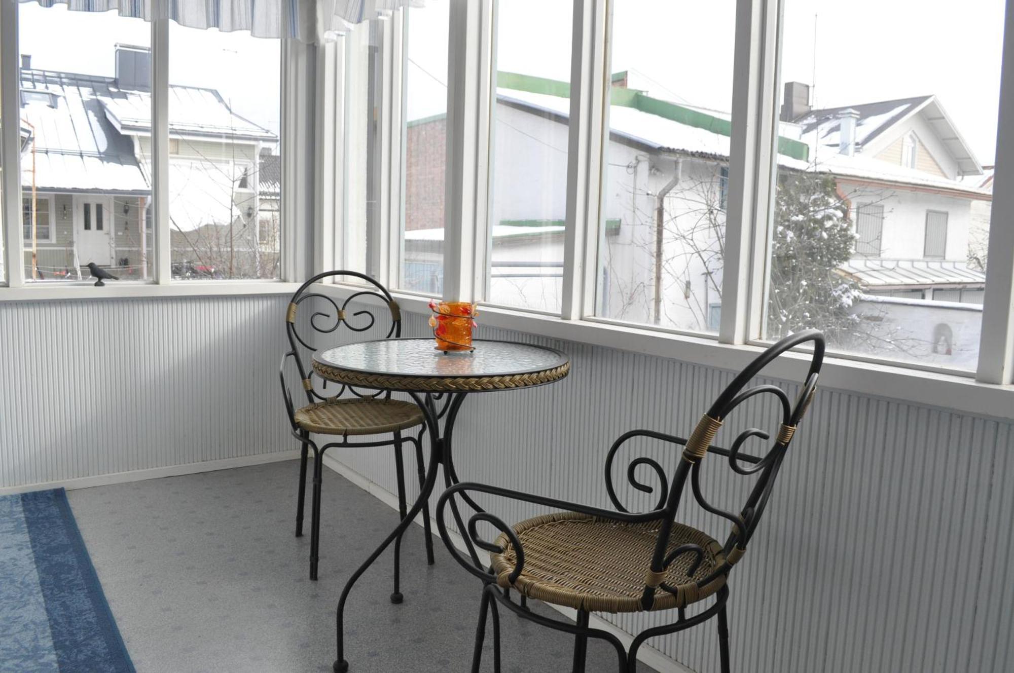 Apartment Hotel Kuukkarin Kortteeri Pori Extérieur photo