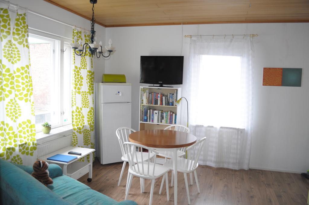 Apartment Hotel Kuukkarin Kortteeri Pori Extérieur photo