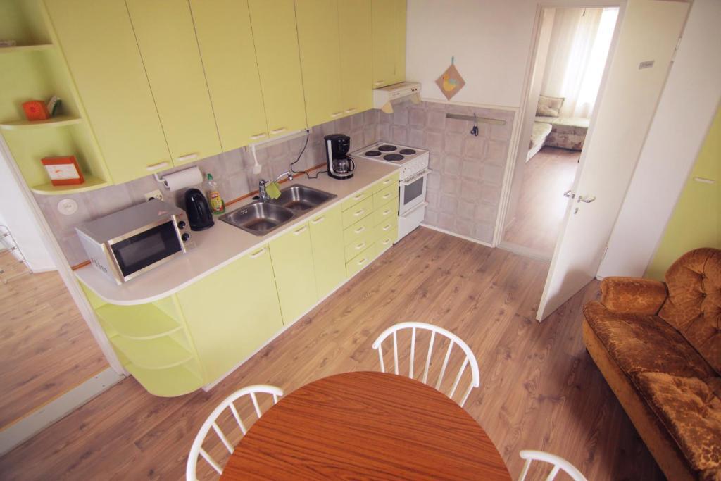Apartment Hotel Kuukkarin Kortteeri Pori Extérieur photo